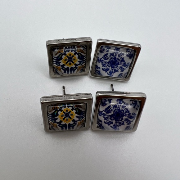 Stylish Classic Blue Stud Earring Set - Timeless Trendy Stud Earrings - Picture 4 of 11